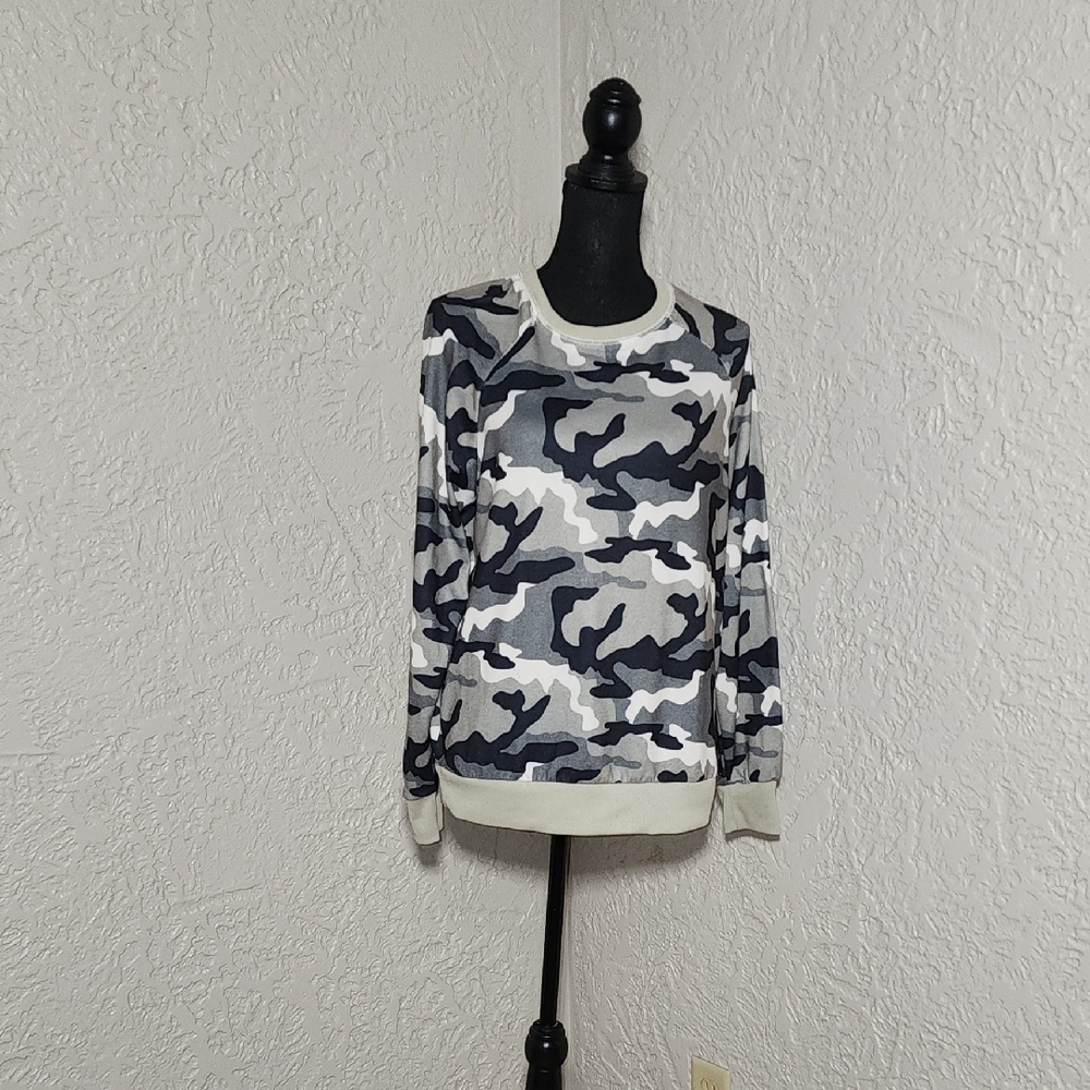 Btfbm Camouflage Long Sleeve Sweatshirt